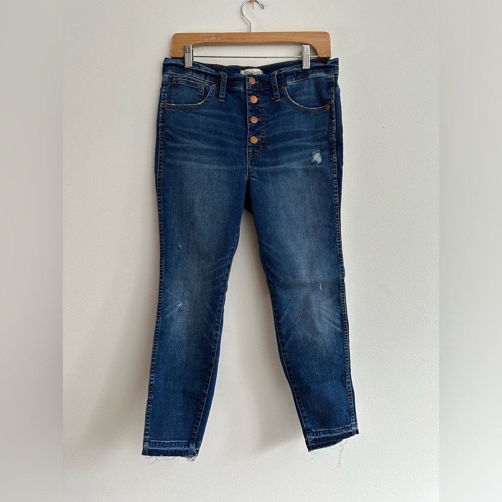 Madewell 10” High Rise skinny dark wash distressed raw hem
